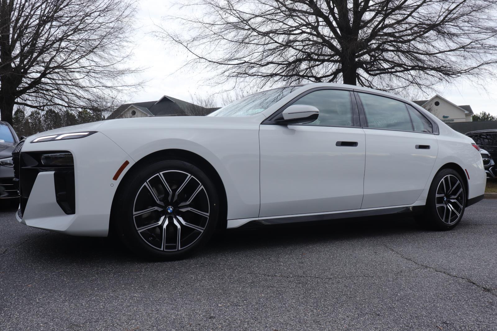 2026 BMW 7 Series 740i RWD