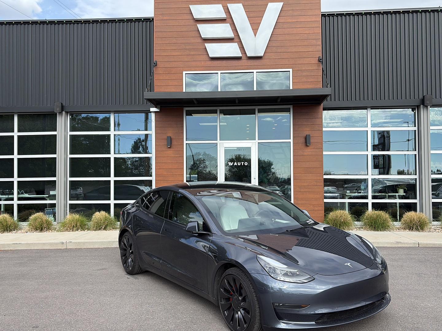 2022 Tesla Model 3 Performance Dual Motor All-Wheel Drive's photo