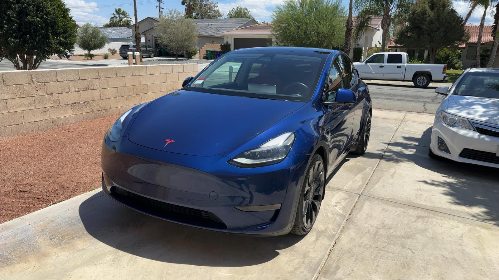 2022 Tesla Model Y Performance Dual Motor All-Wheel Drive's photo
