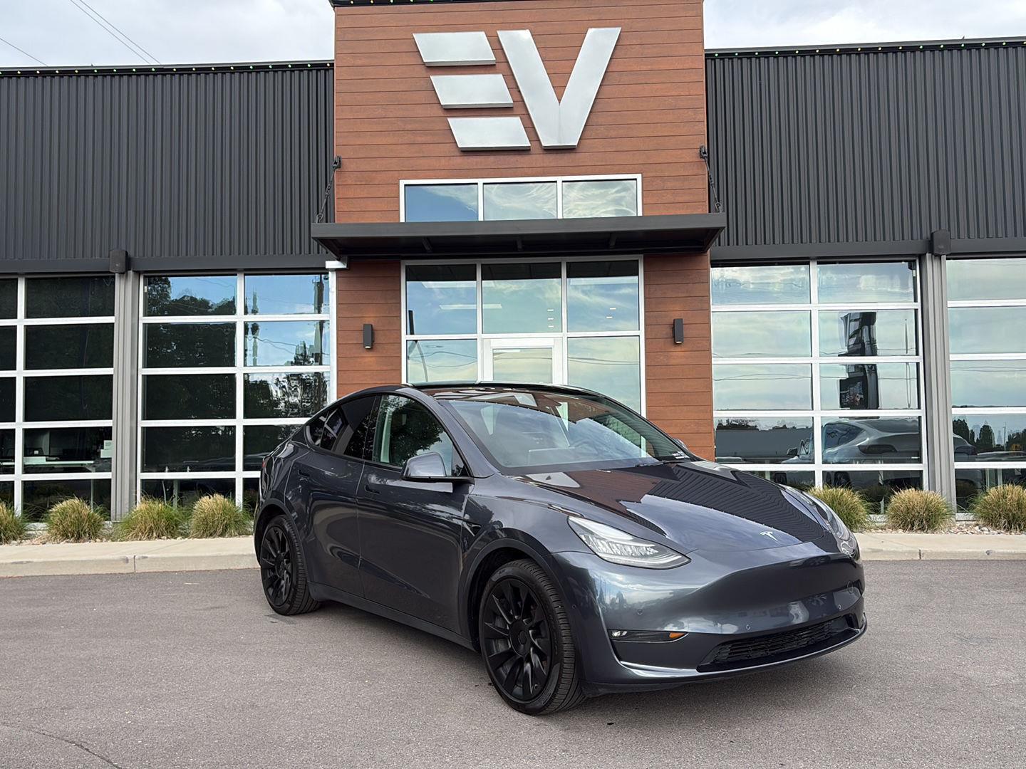 2021 Tesla Model Y Long Range Dual Motor All-Wheel Drive's photo