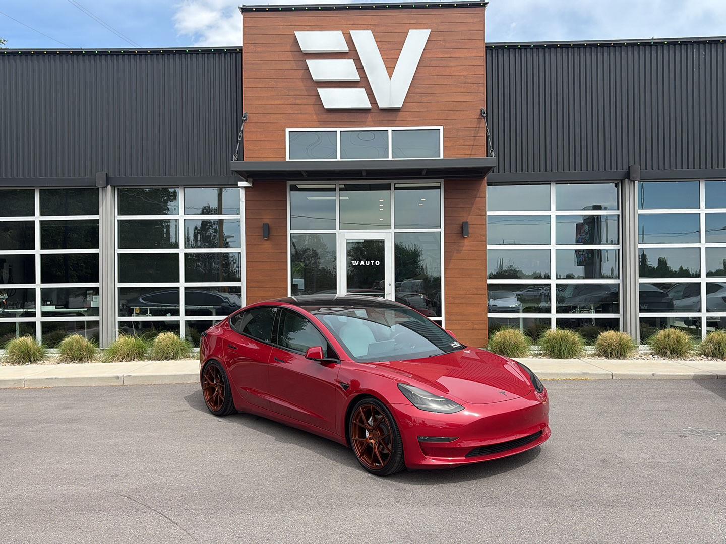 2018 Tesla Model 3 Long Range Dual Motor All-Wheel Drive's photo