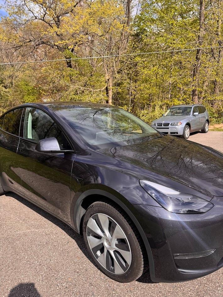 2024 Tesla Model Y Long Range Dual Motor All-Wheel Drive's photo