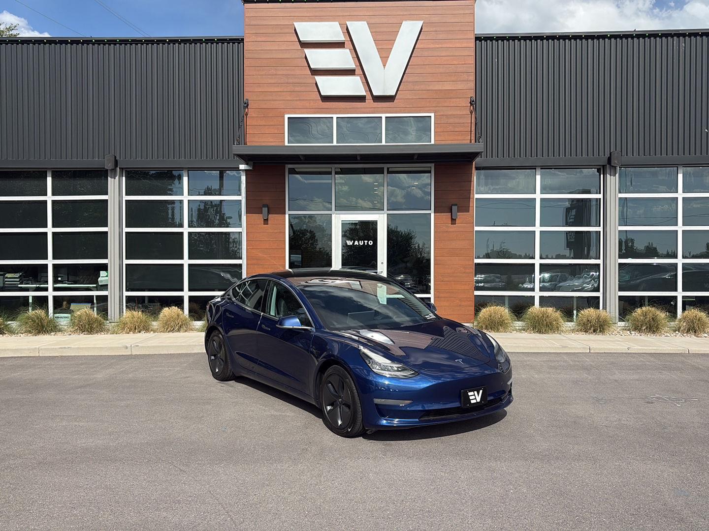 2019 Tesla Model 3 Dual Motor All-Whel Drive Long Range's photo