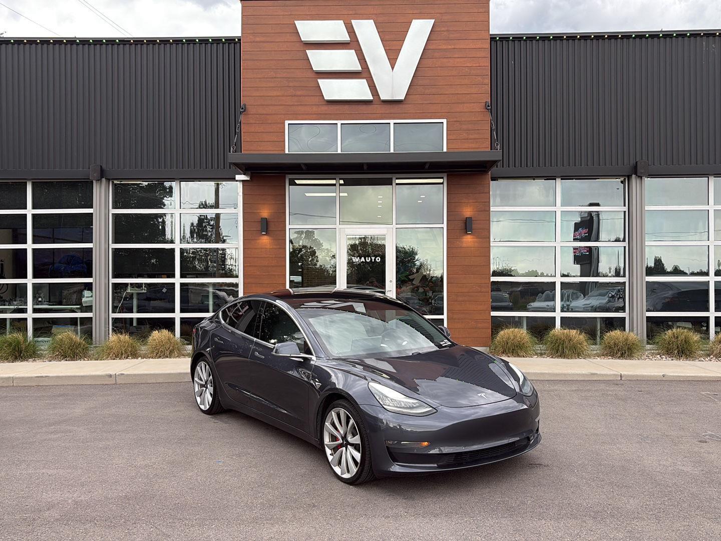 2018 Tesla Model 3 Long Range Dual Motor All-Wheel Drive's photo