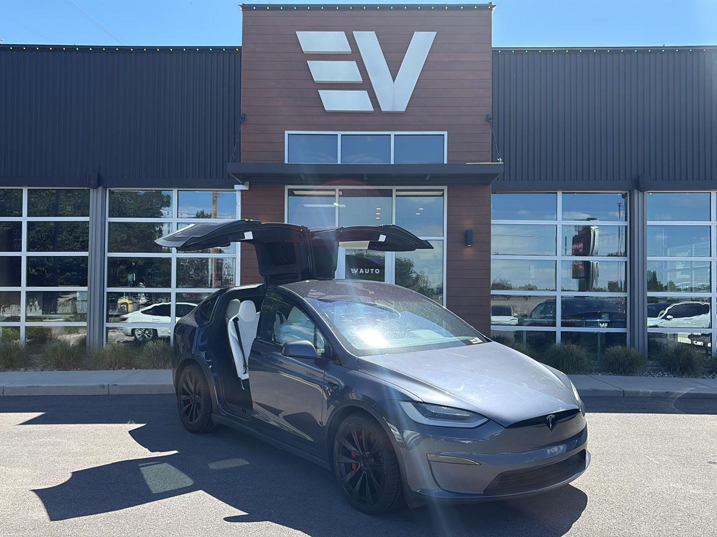 2023 Tesla Model X Plaid's photo
