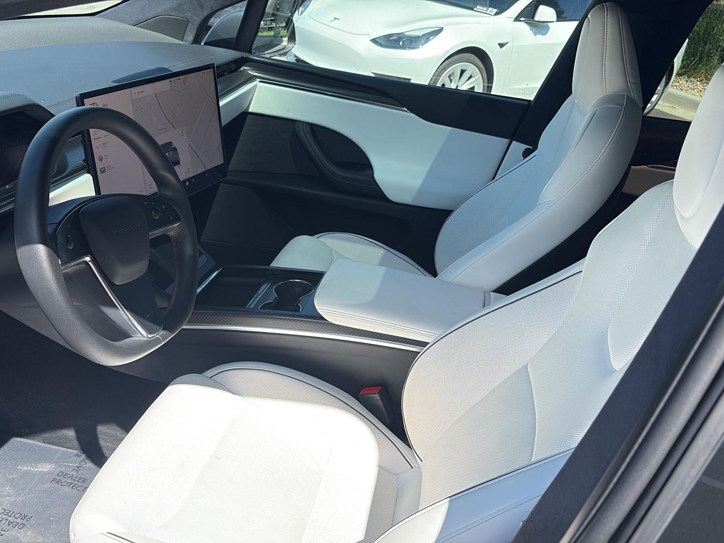 2023 Tesla Model X Plaid - Photo 12