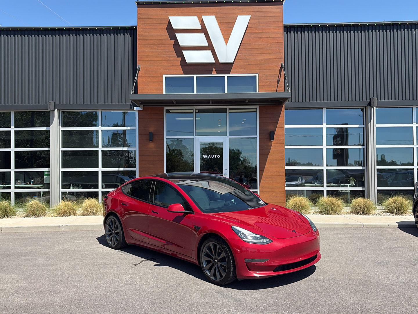 2018 Tesla Model 3 Long Range Dual Motor All-Wheel Drive's photo