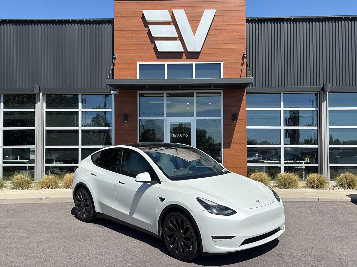 2021 Tesla Model Y Performance Dual Motor All-Wheel Drive's photo