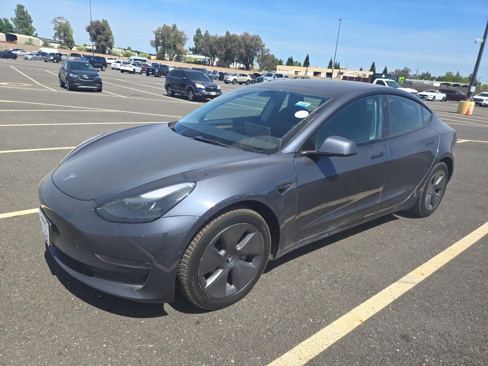 2022 Tesla Model 3 Long Range Dual Motor All-Wheel Drive's photo