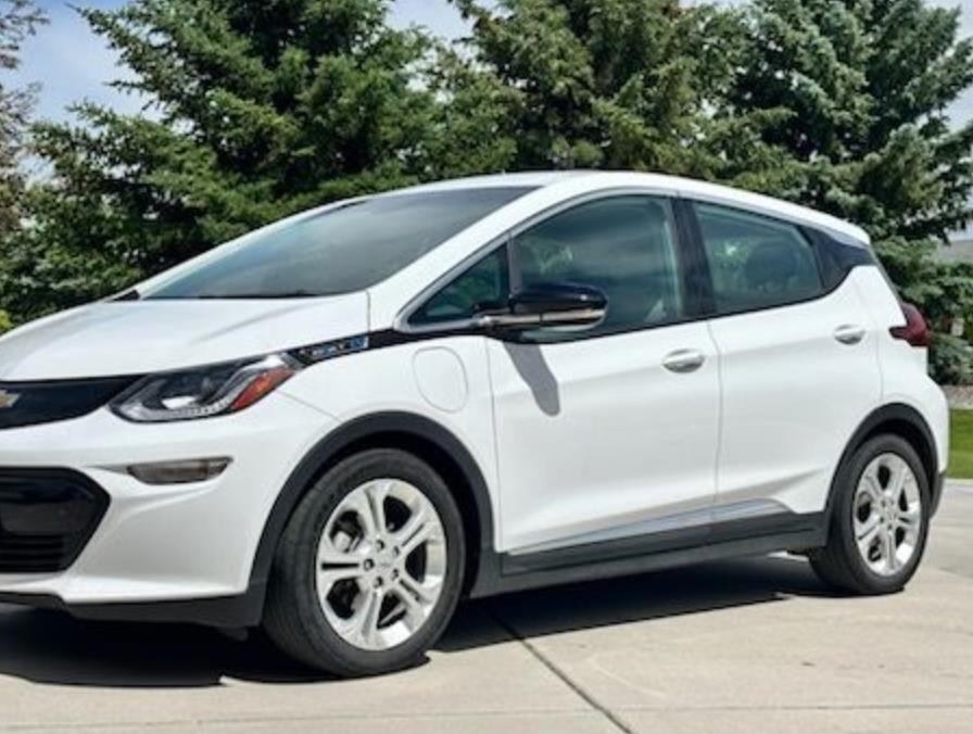 2017 Chevrolet Bolt EV LT Auto's photo