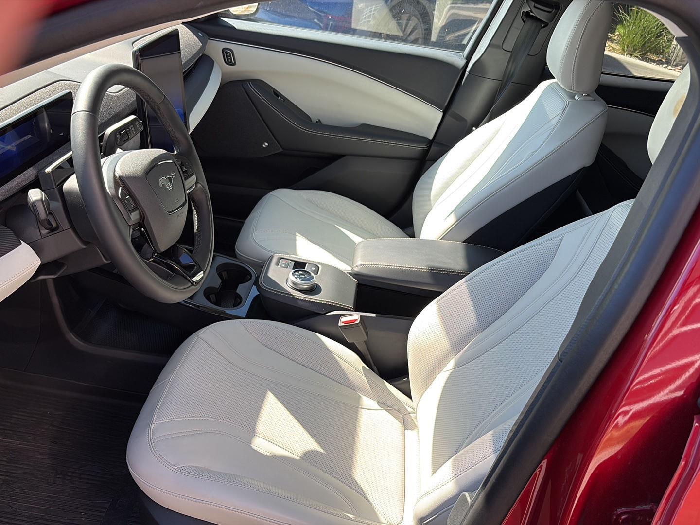 2023 Ford Mustang Mach-E Premium AWD - Photo 15