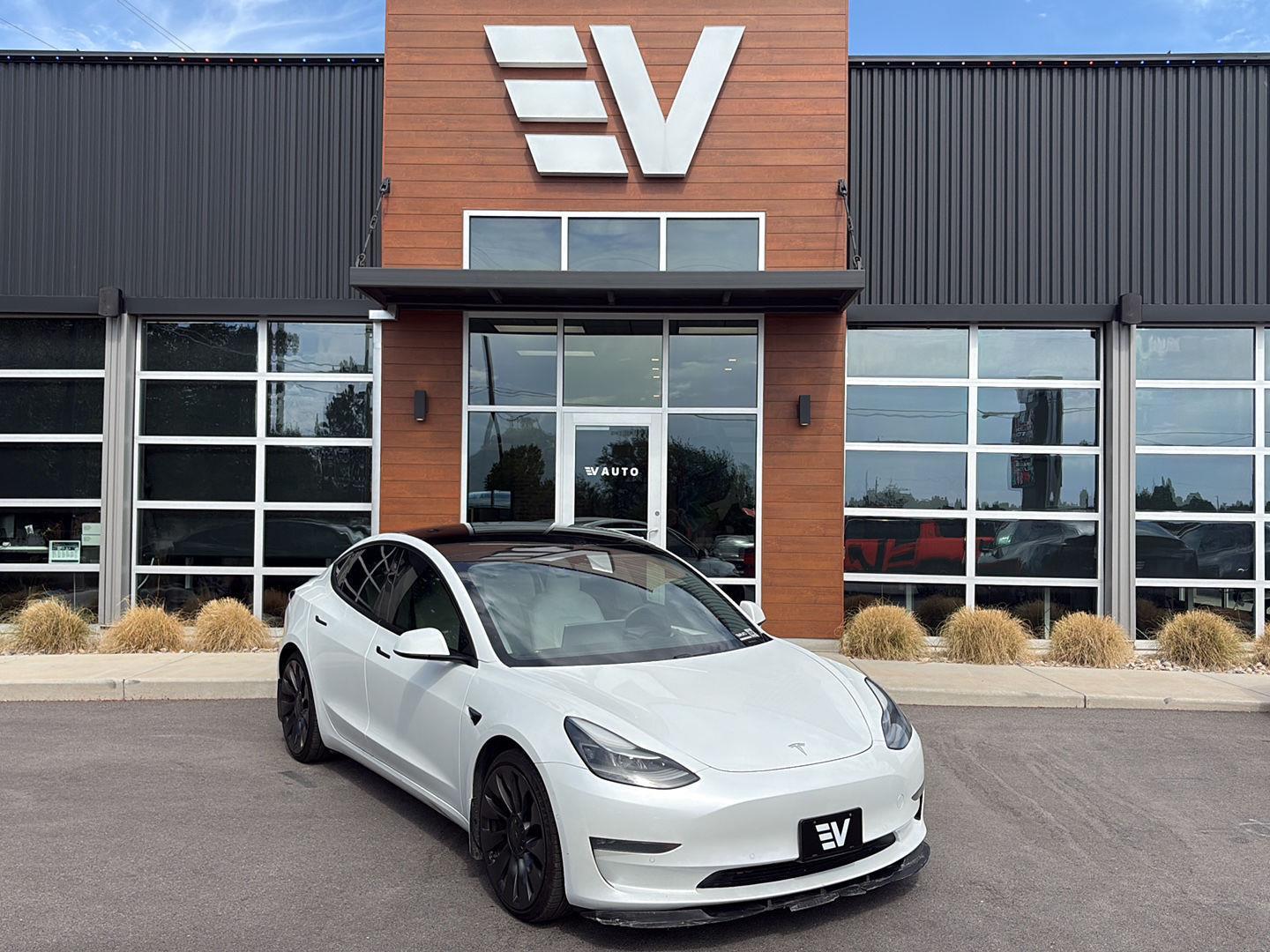 2021 Tesla Model 3 Performance Dual Motor All-Wheel Drive's photo