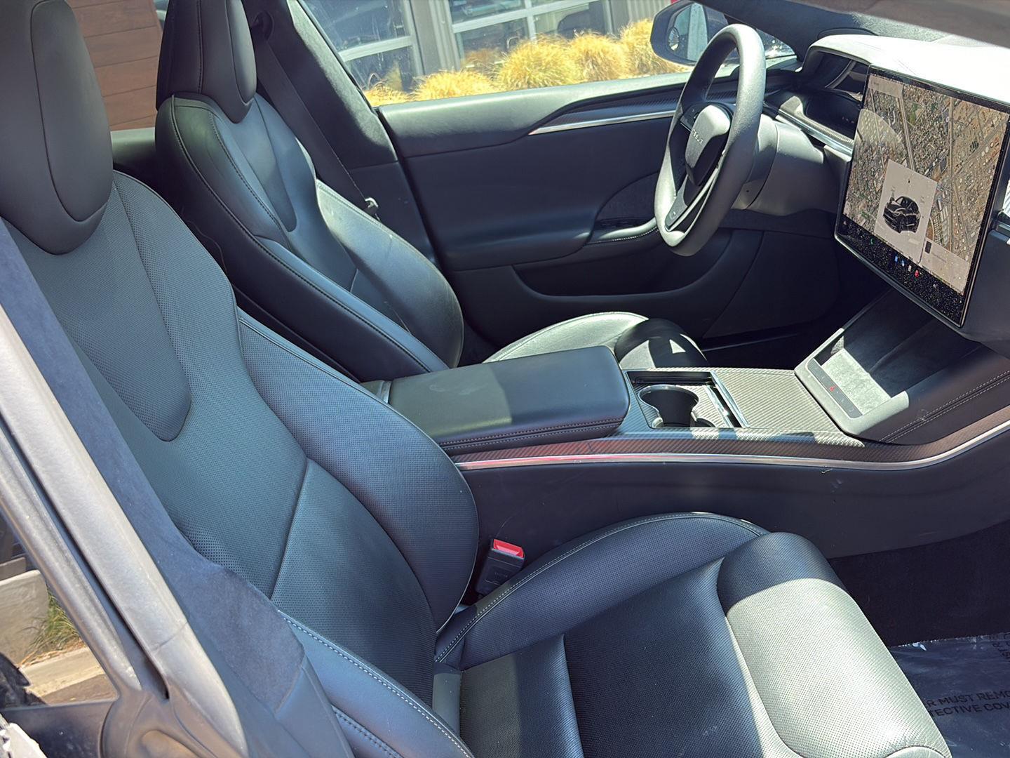 2021 Tesla Model S Plaid - Photo 12