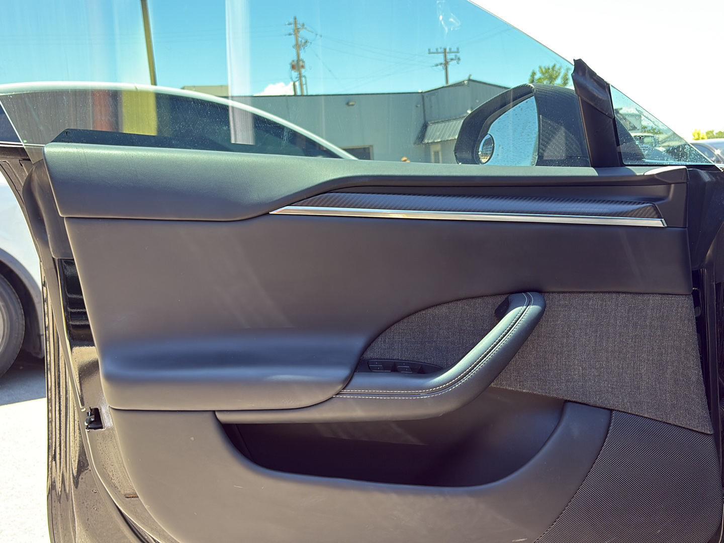 2021 Tesla Model S Plaid - Photo 14