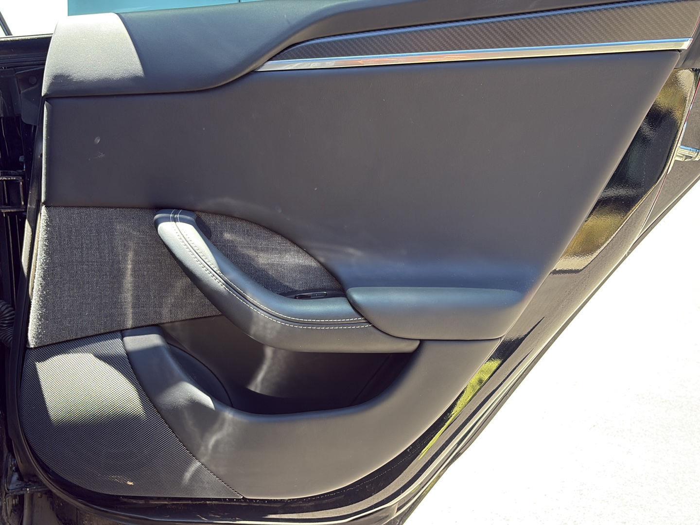 2021 Tesla Model S Plaid - Photo 21