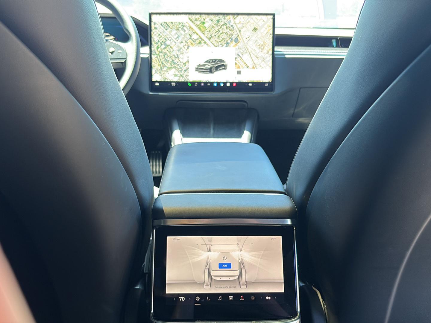 2021 Tesla Model S Plaid - Photo 24