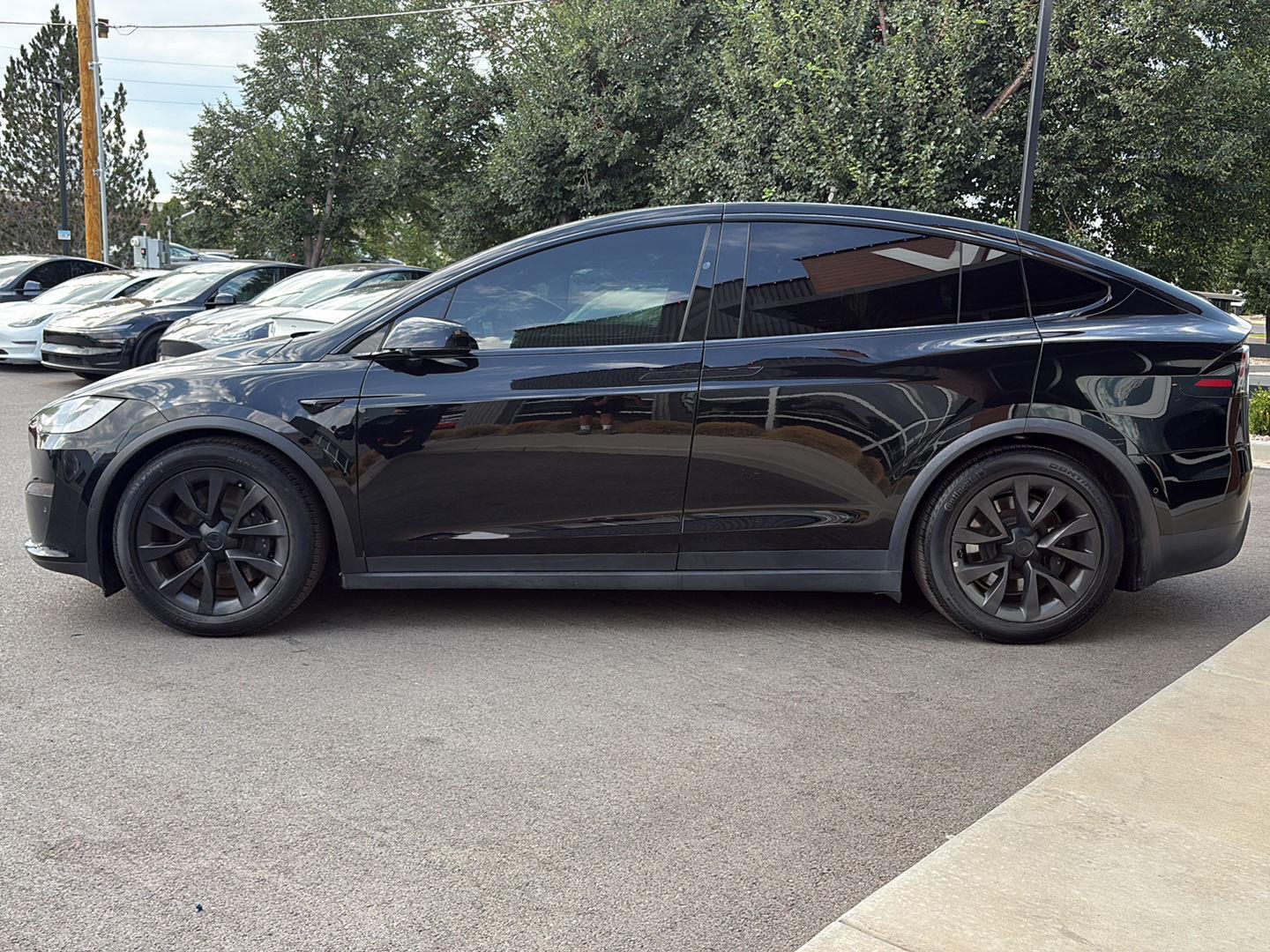 2022 Tesla Model X Long Range - Photo 5