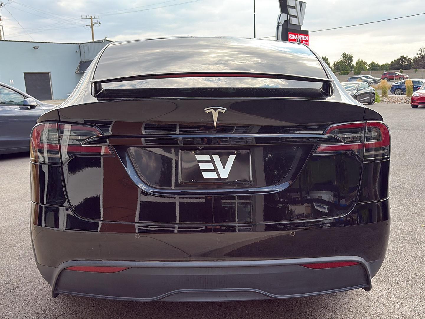 2022 Tesla Model X Long Range - Photo 7