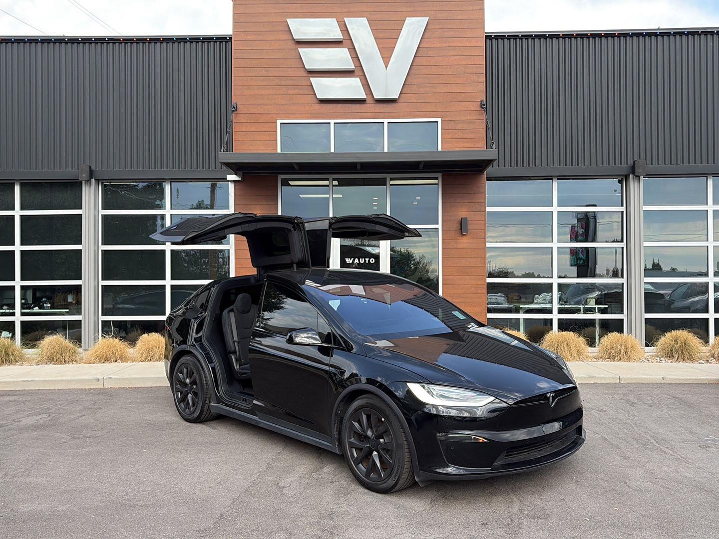 2022 Tesla Model X Long Range - Photo 11