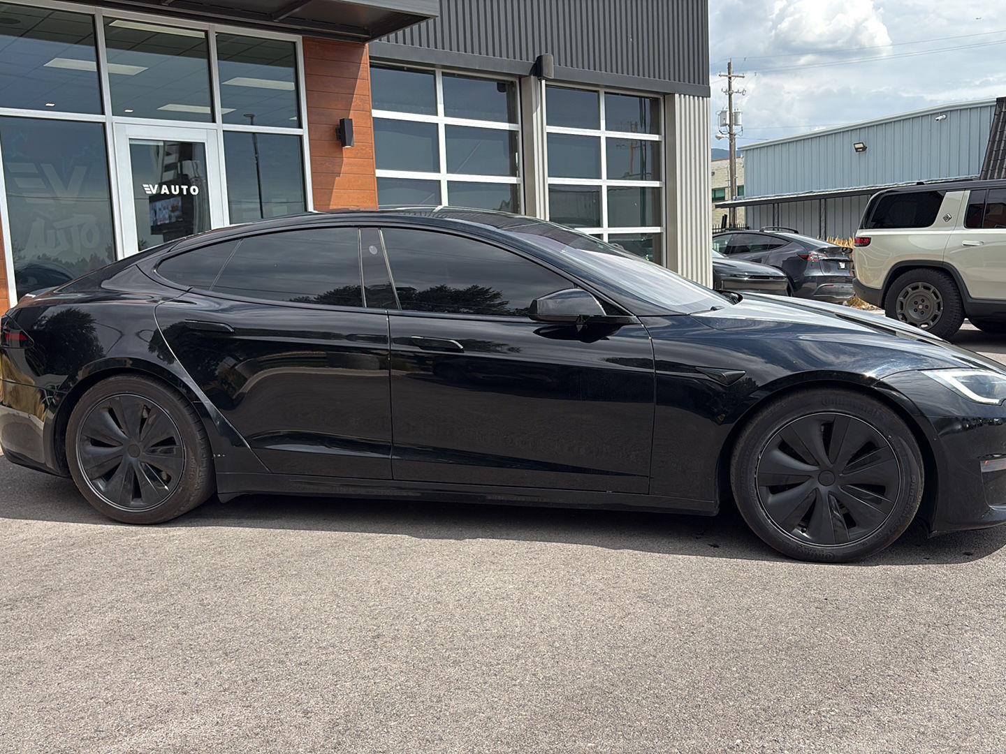 2022 Tesla Model S Long Range - Photo 9