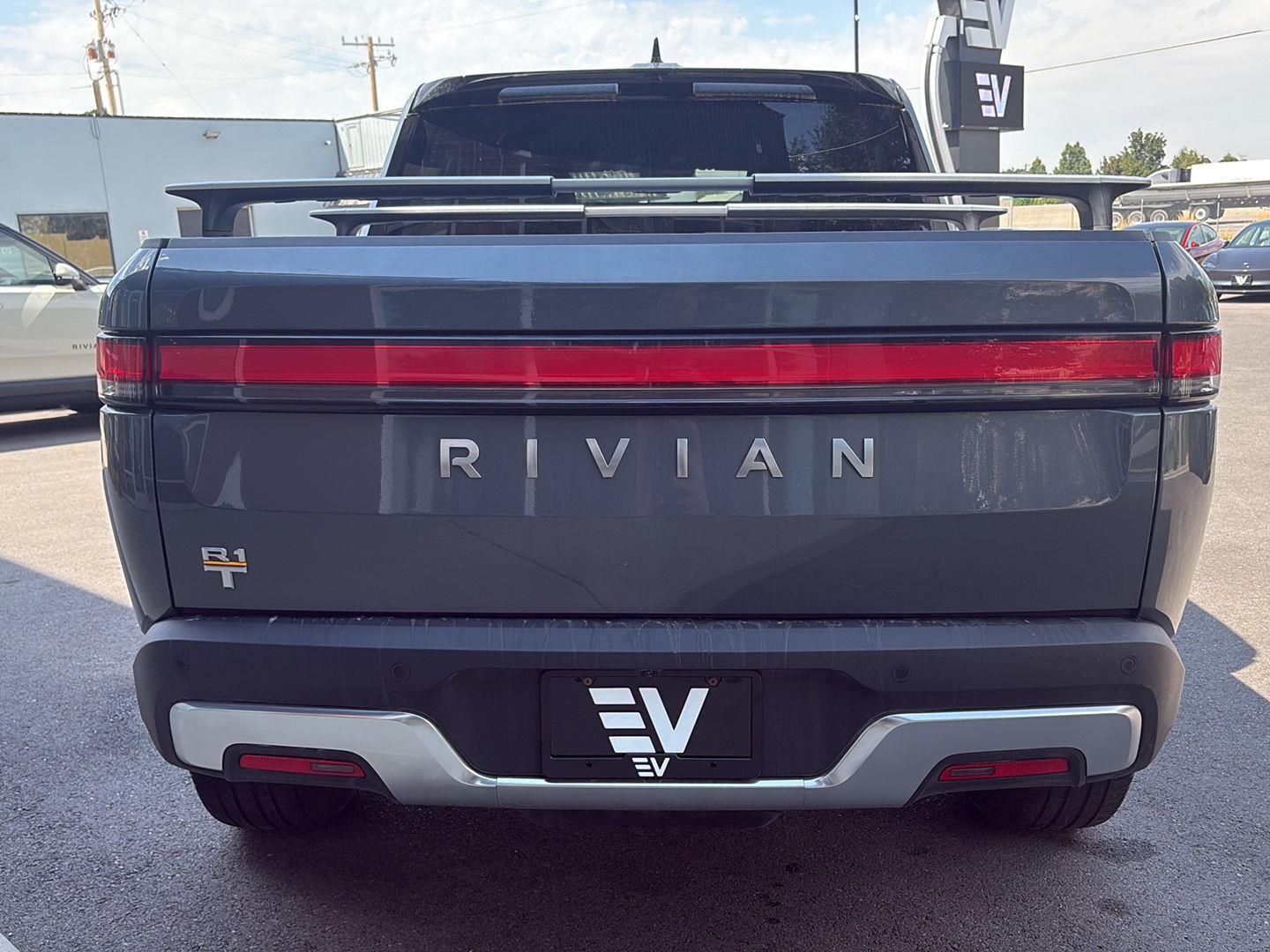2022 Rivian R1T Adventure - Photo 7