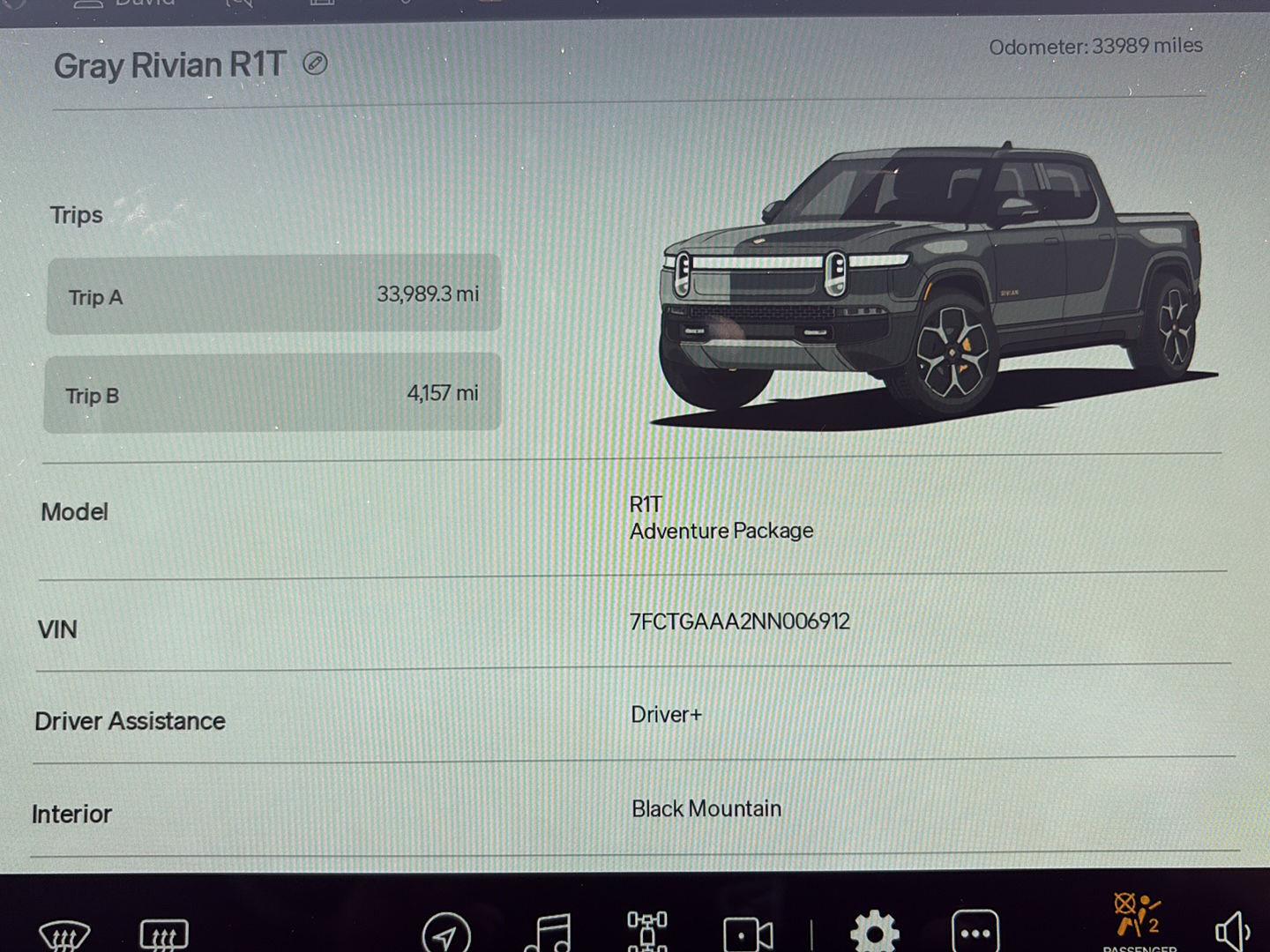 2022 Rivian R1T Adventure - Photo 24