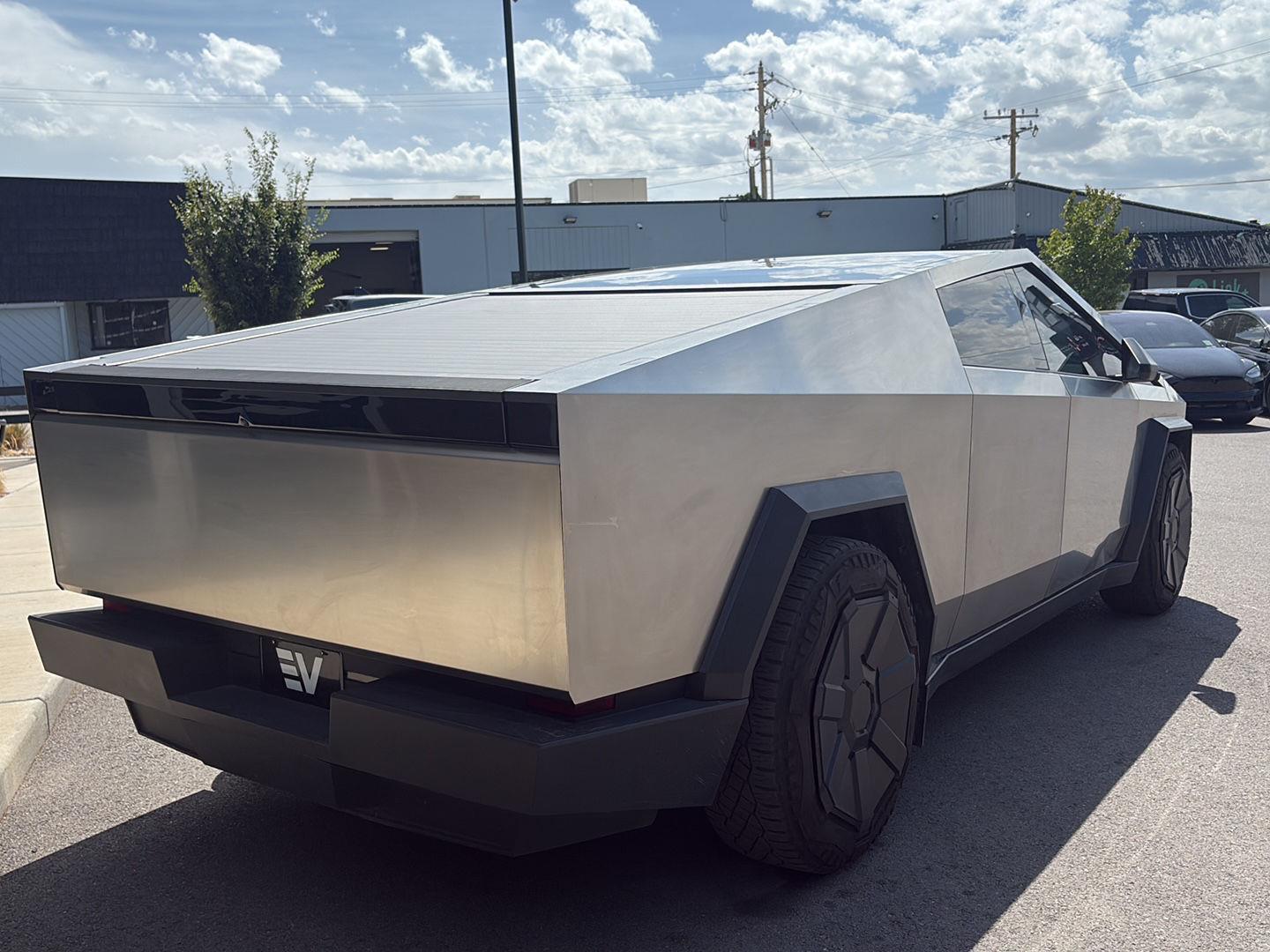2024 Tesla Cybertruck Cyberbeast - Photo 8