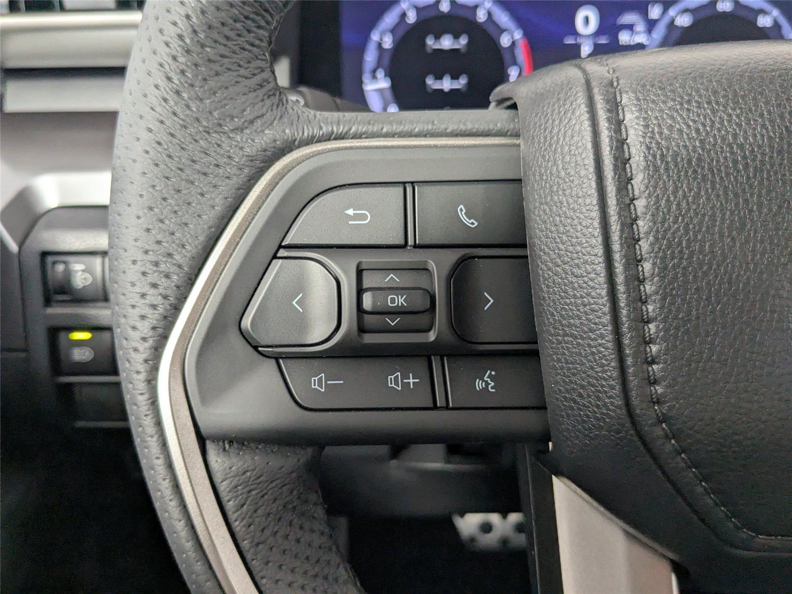 2025 Toyota Tacoma TRD Sport Double Cab photo 8