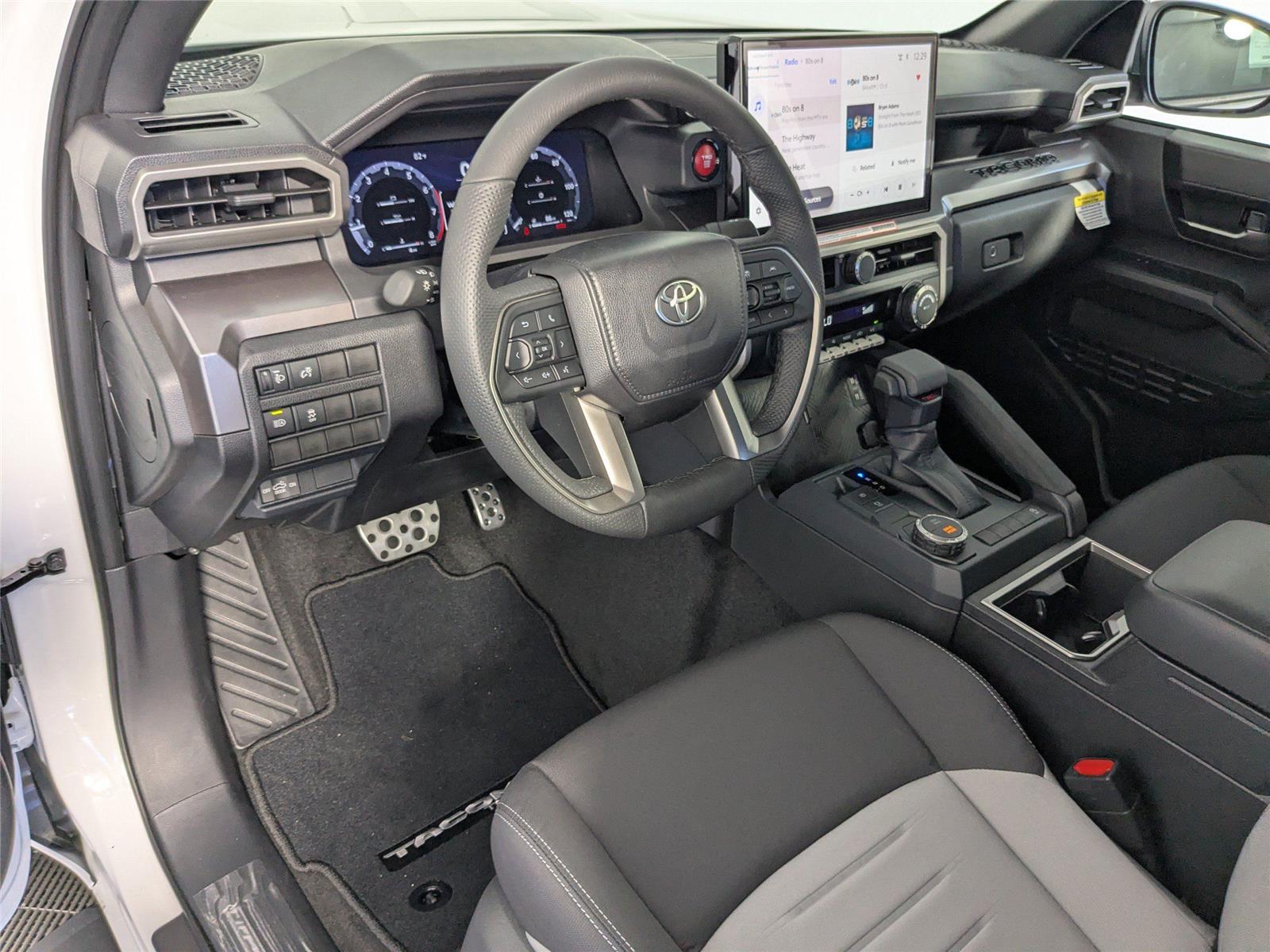 2025 Toyota Tacoma TRD Sport Double Cab photo 10