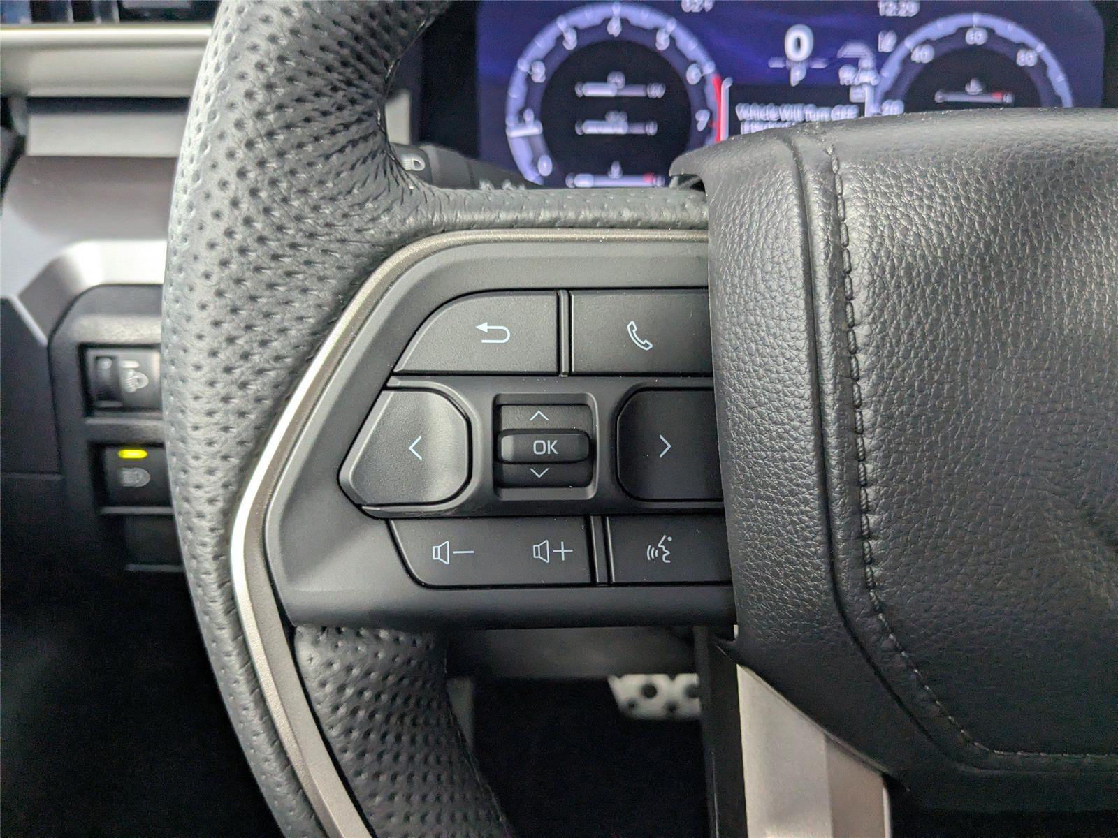 2025 Toyota Tacoma TRD Sport Double Cab photo 12