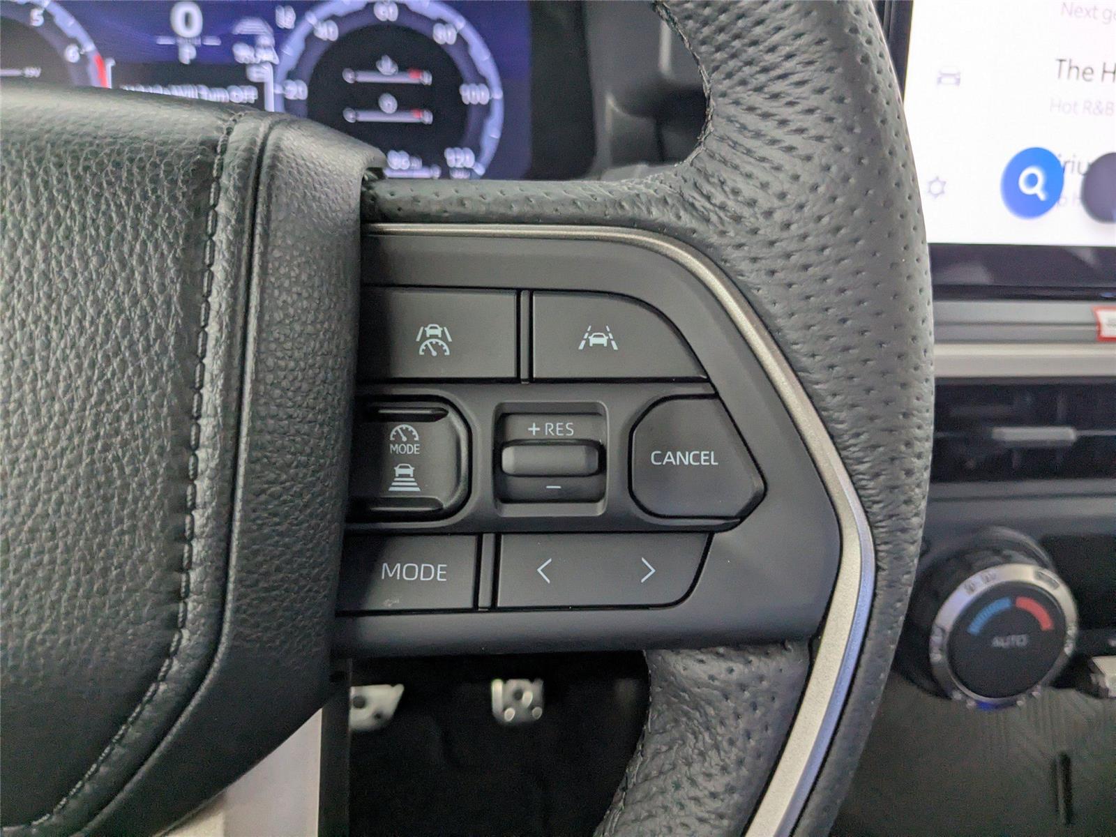 2025 Toyota Tacoma TRD Sport Double Cab photo 13