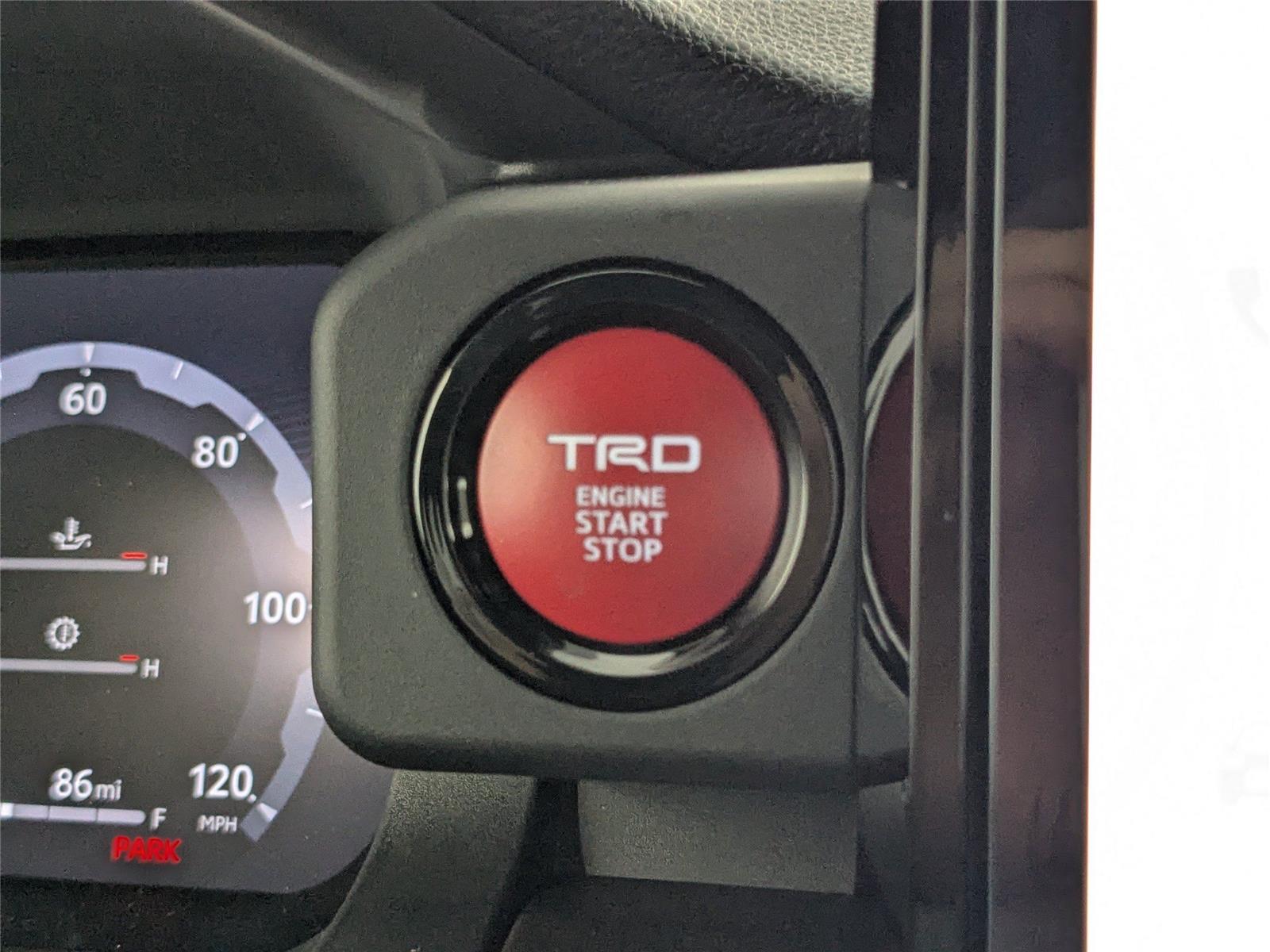 2025 Toyota Tacoma TRD Sport Double Cab photo 17