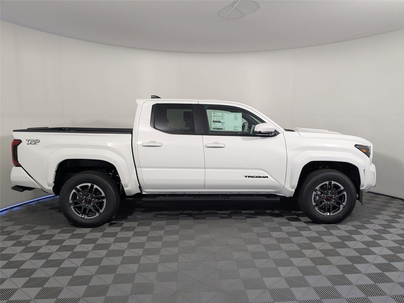 2025 Toyota Tacoma TRD Sport Double Cab photo 19