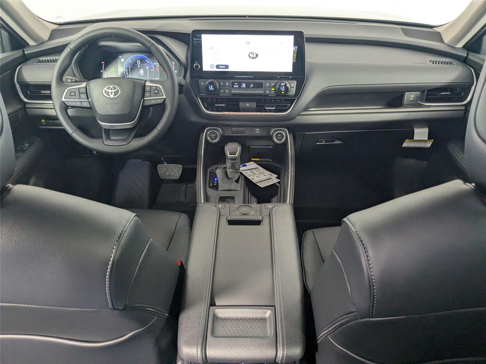 2025 Toyota Highlander Hybrid XLE photo 7