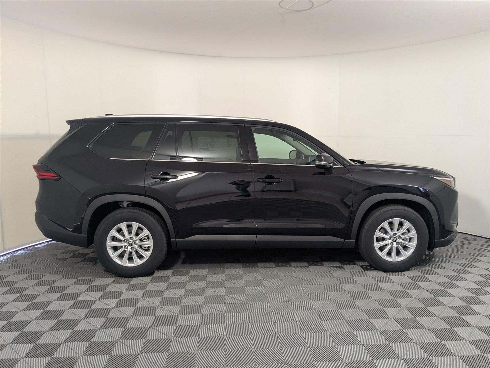2025 Toyota Highlander Hybrid XLE photo 20