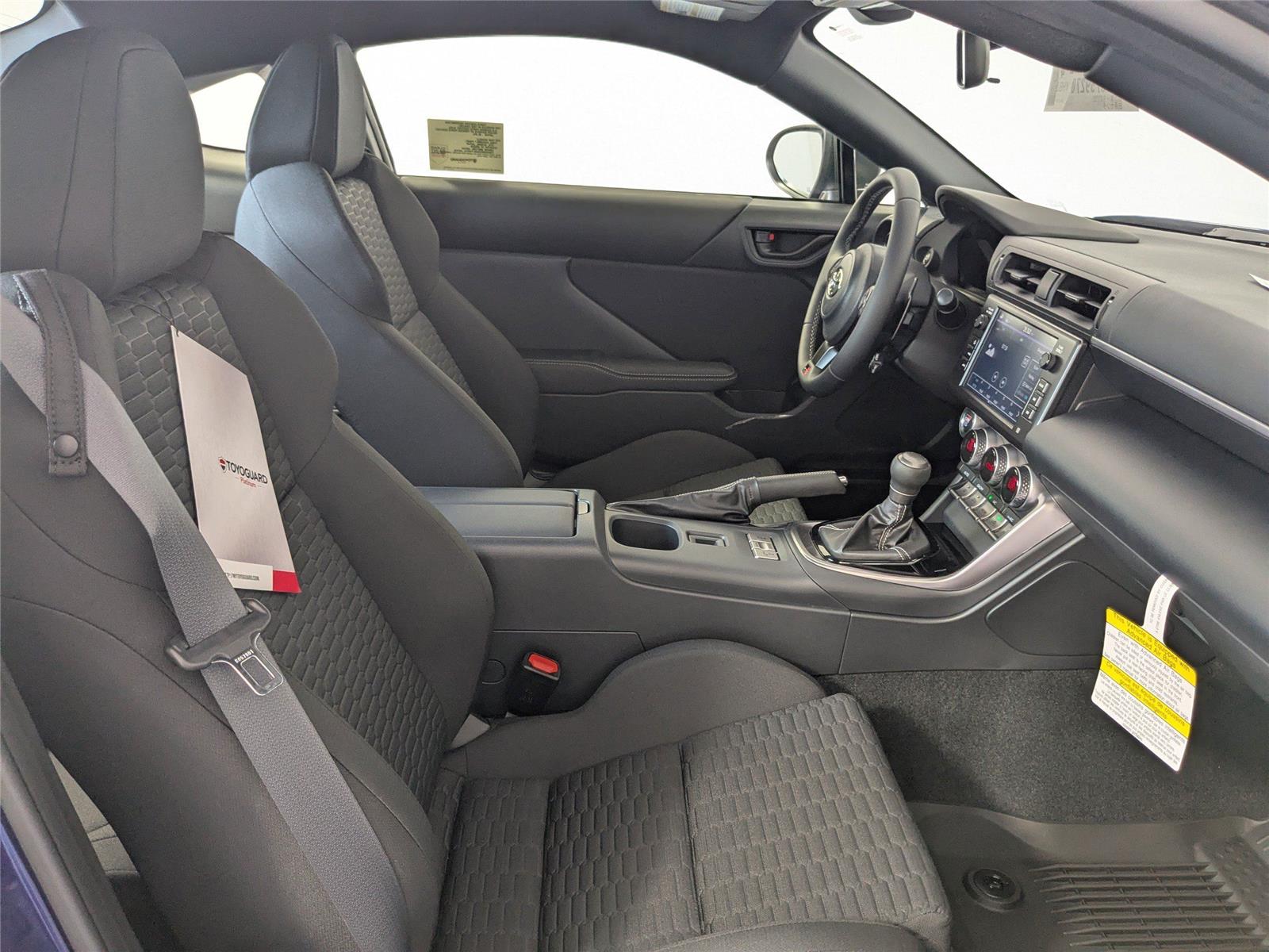 2025 Toyota GR86 photo 3