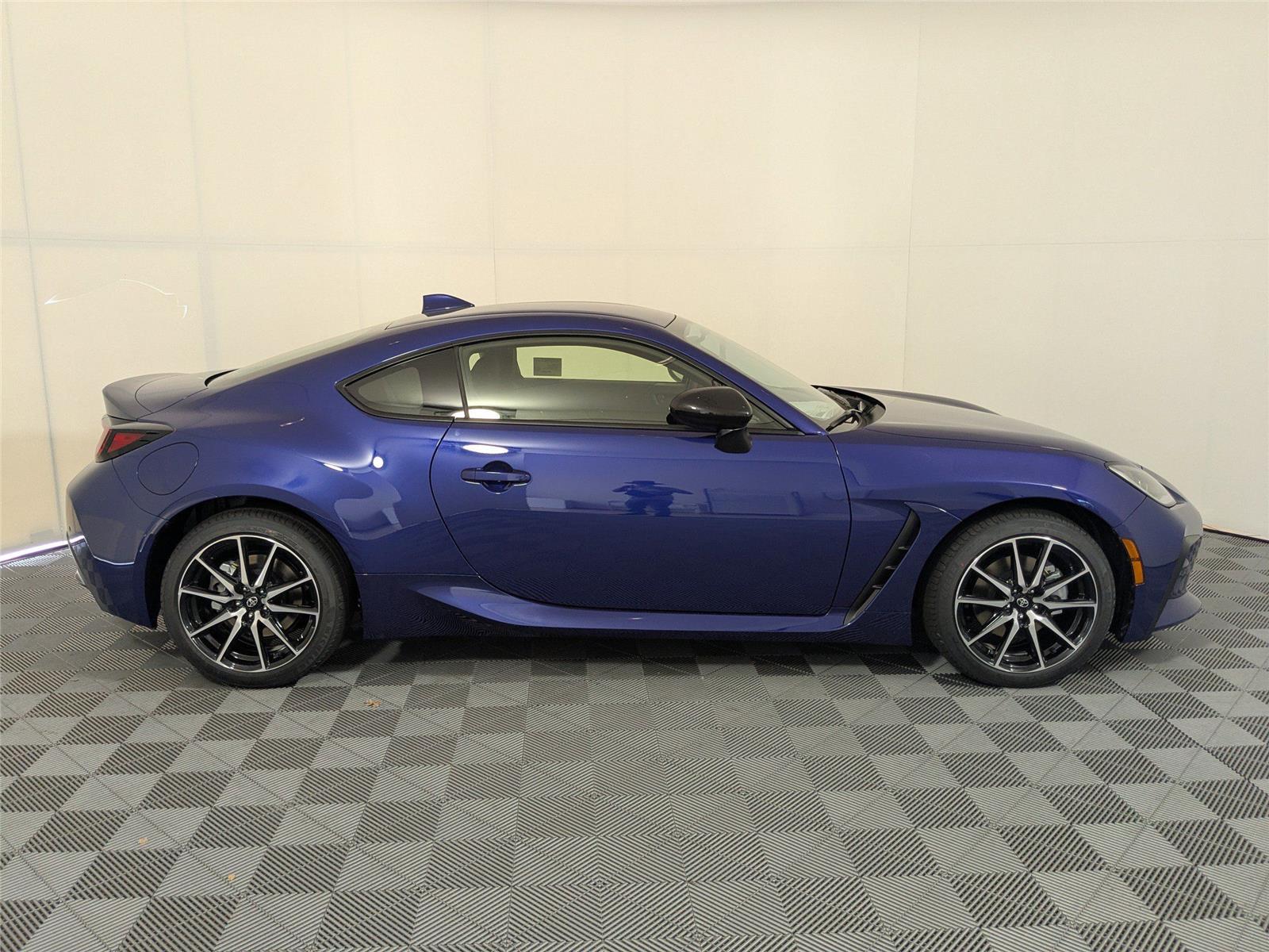 2025 Toyota GR86 photo 16