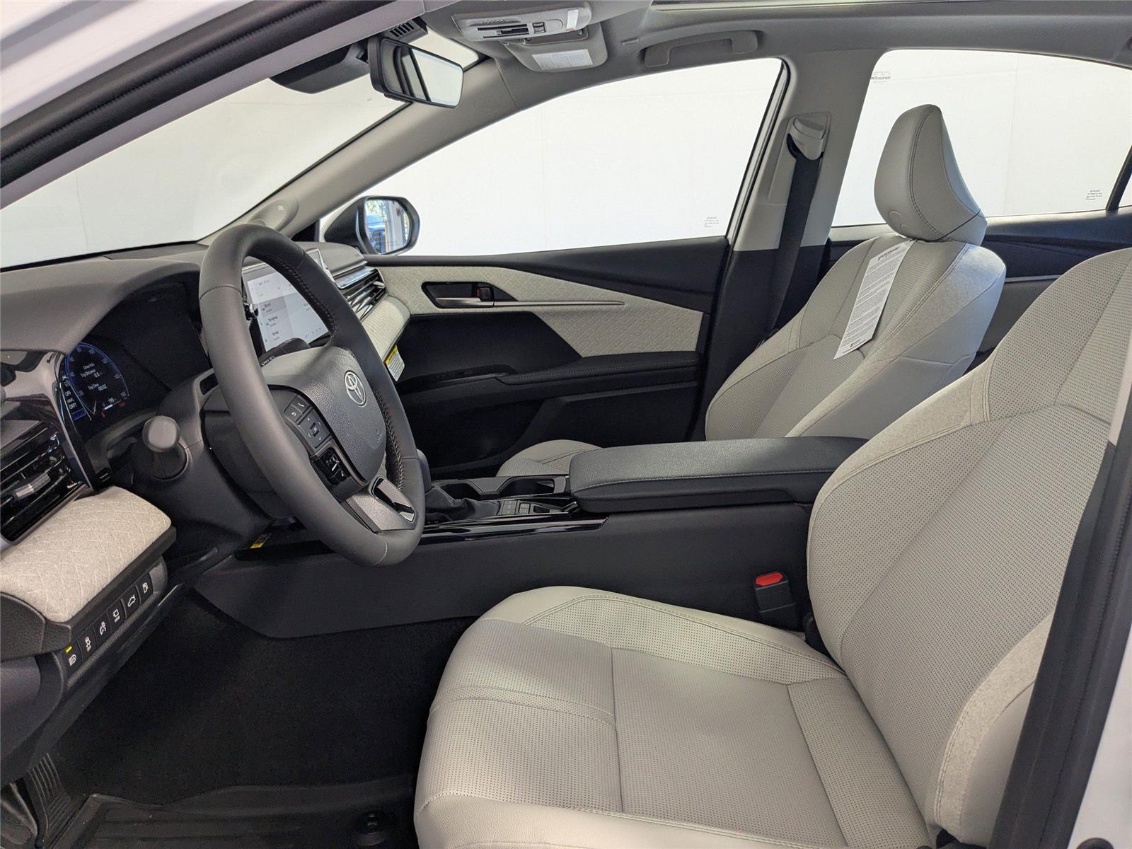 2026 Toyota Camry XLE photo 9