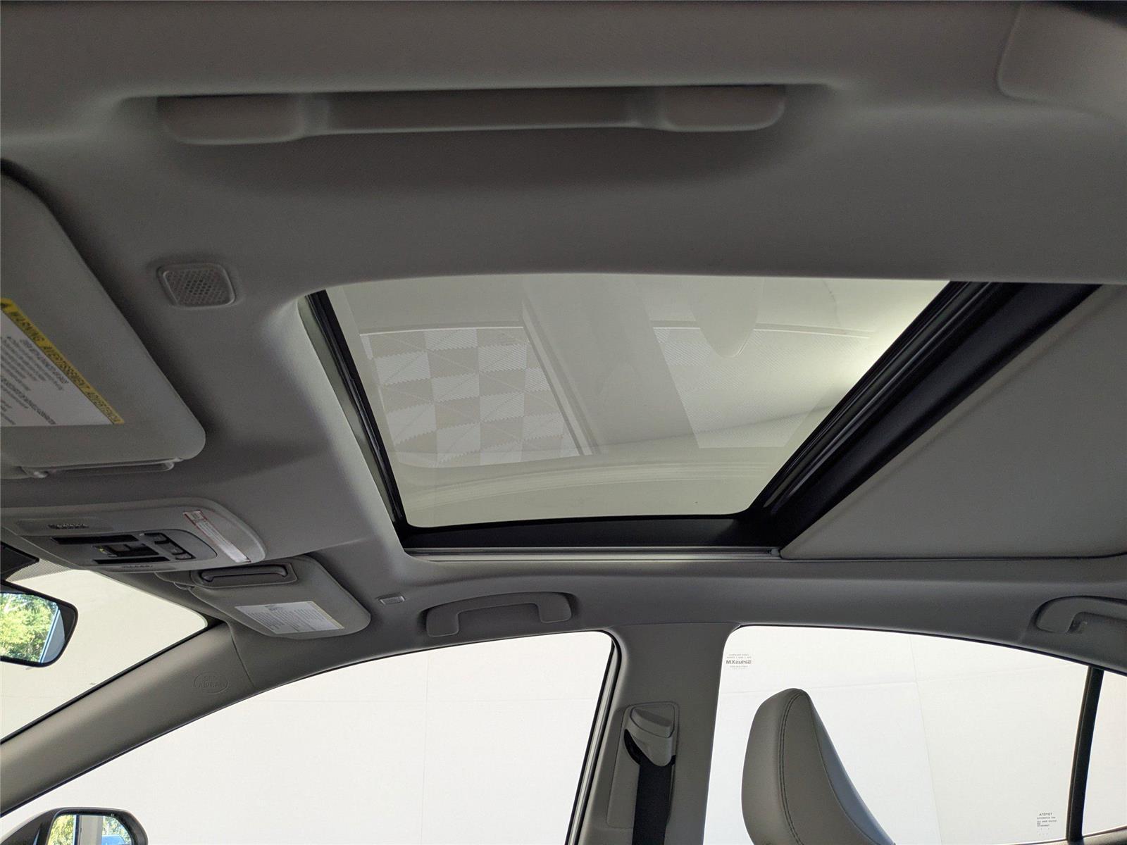 2026 Toyota Camry XLE photo 11