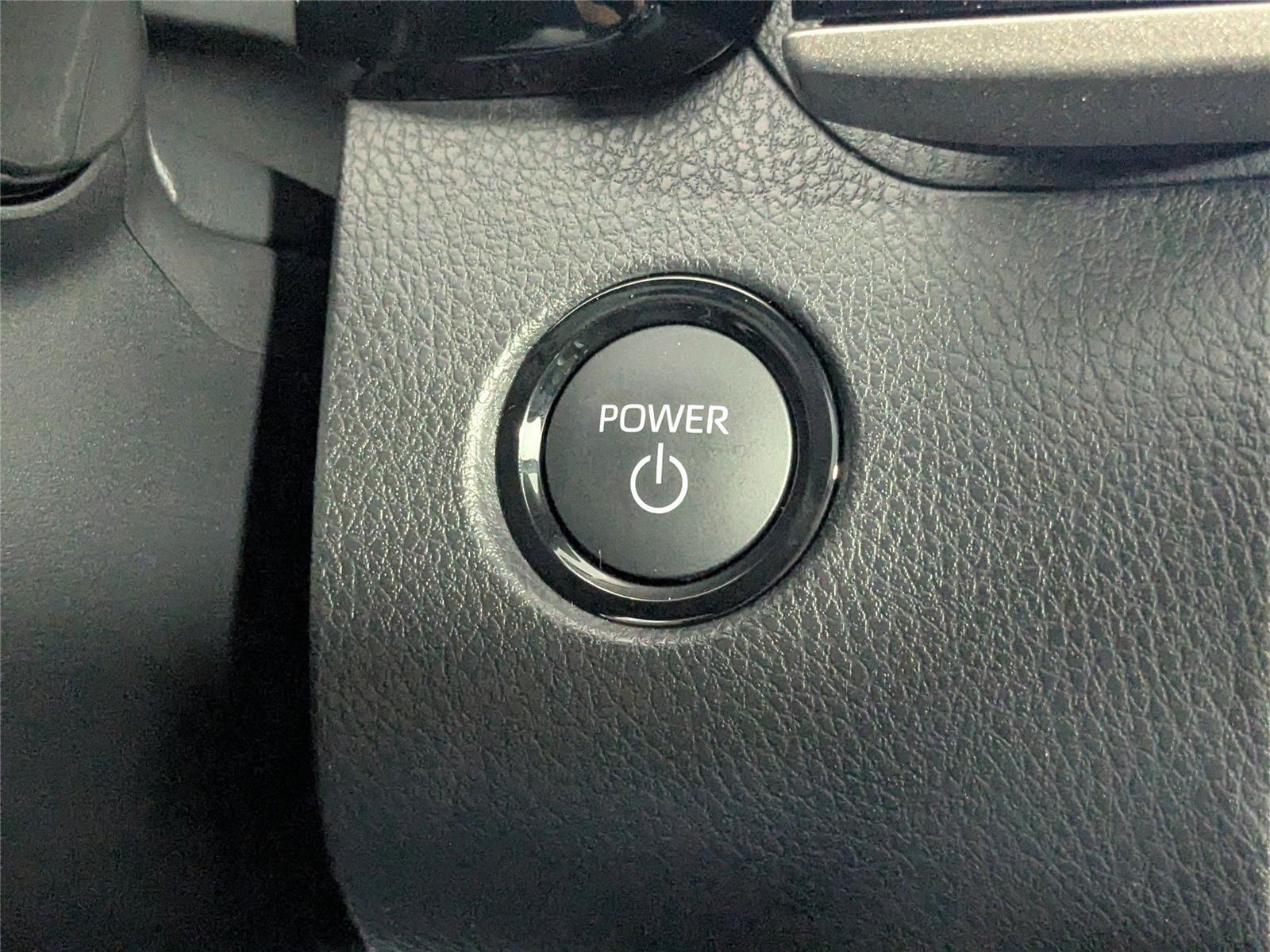 2026 Toyota Camry XLE photo 18