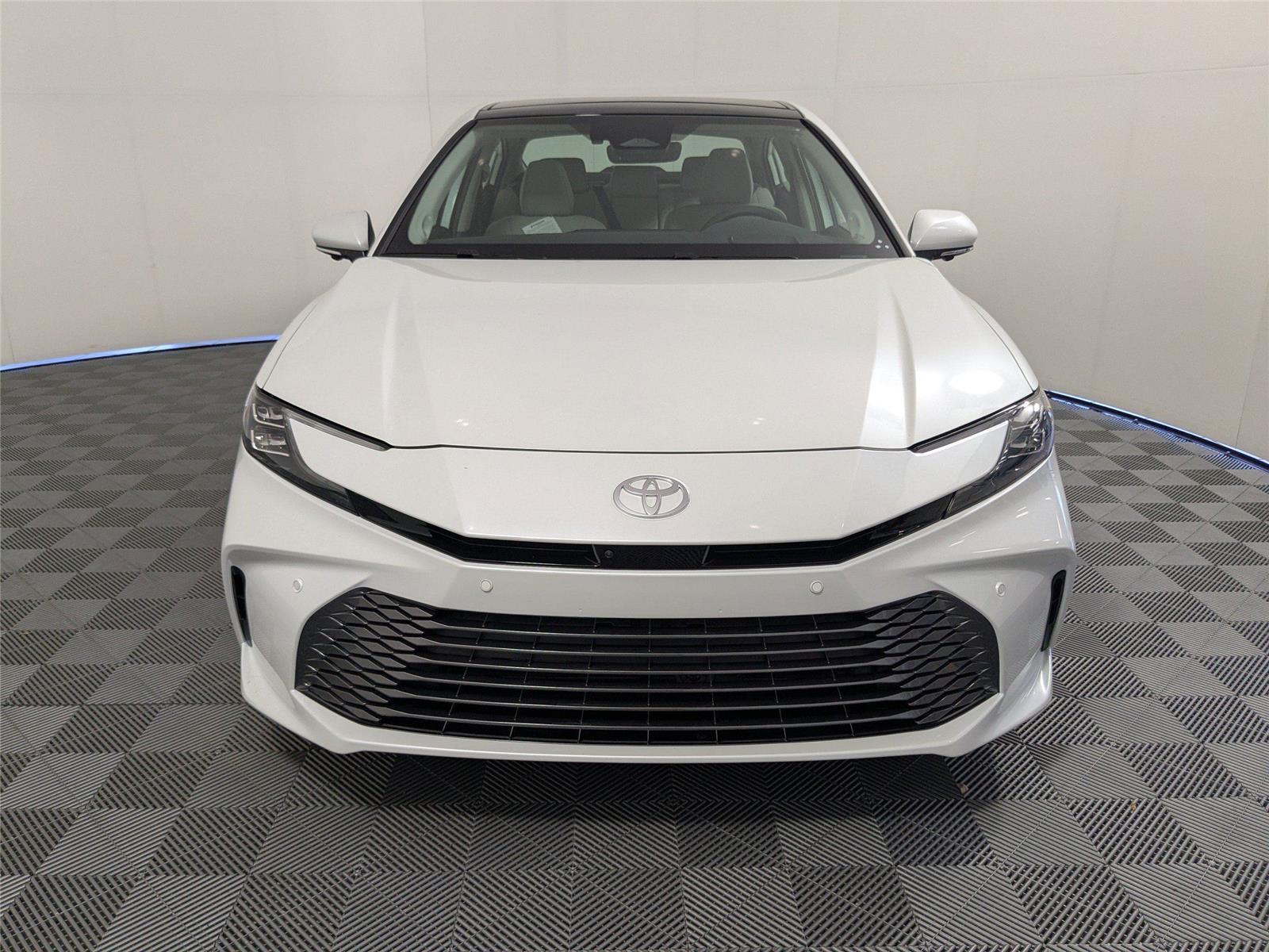 2026 Toyota Camry XLE photo 19