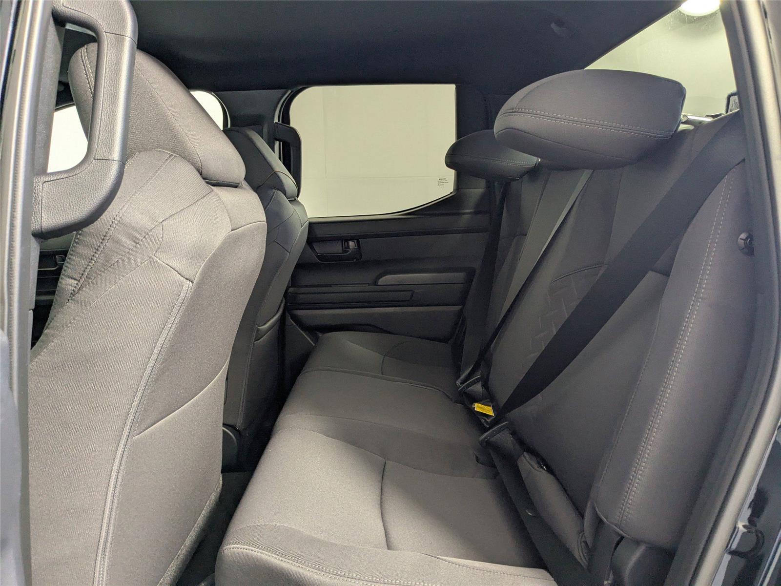 2025 Toyota Tacoma SR Double Cab photo 5