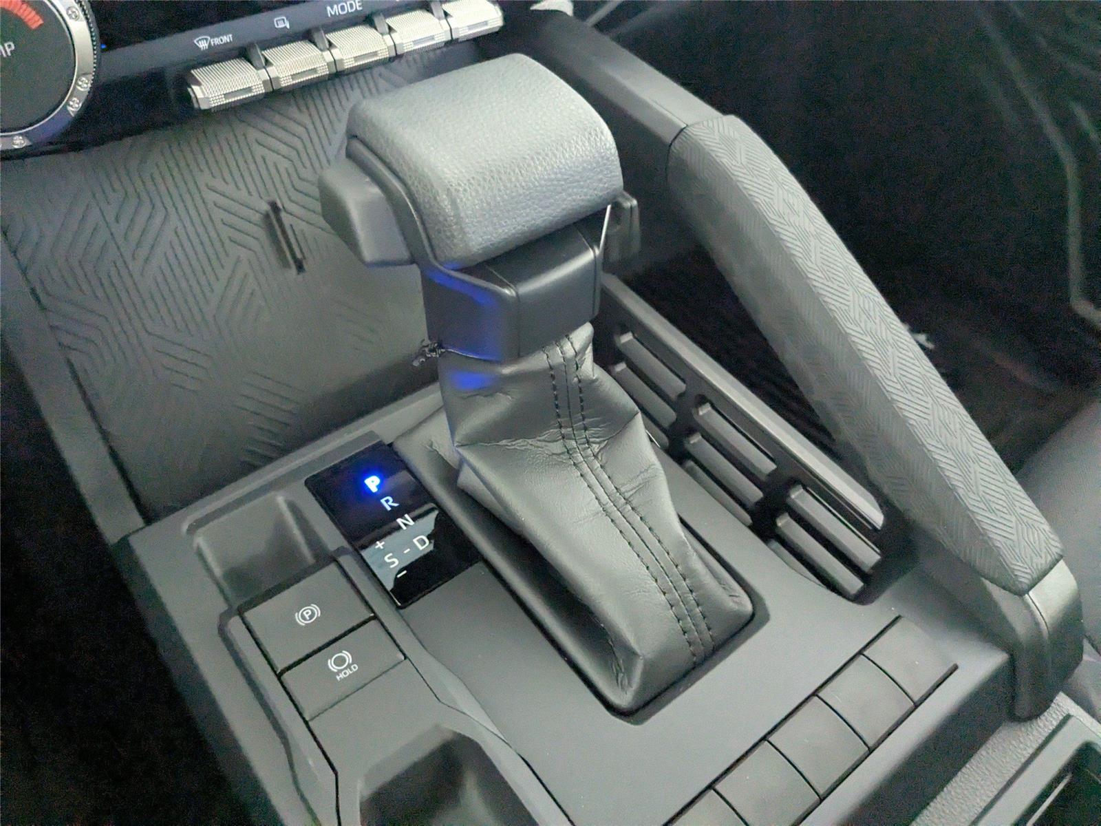 2025 Toyota Tacoma SR Double Cab photo 16