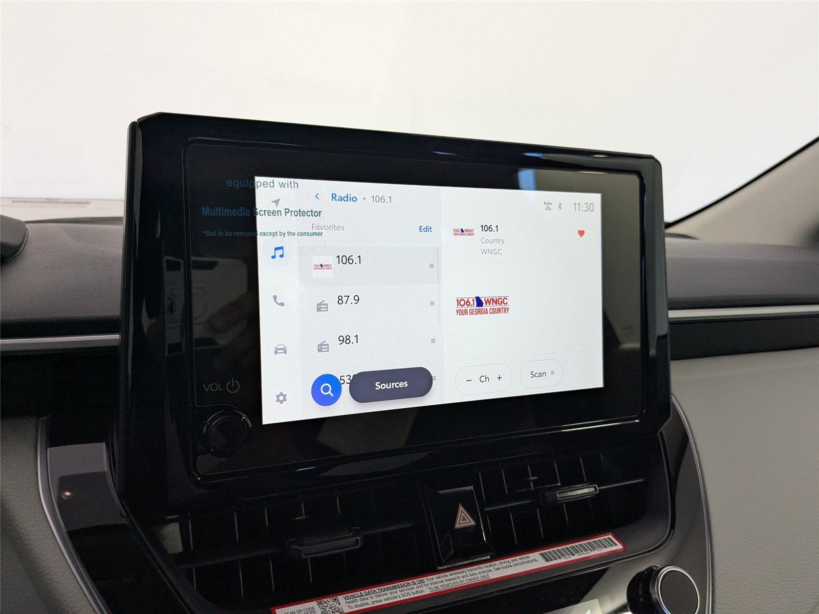2026 Toyota Corolla LE photo 14
