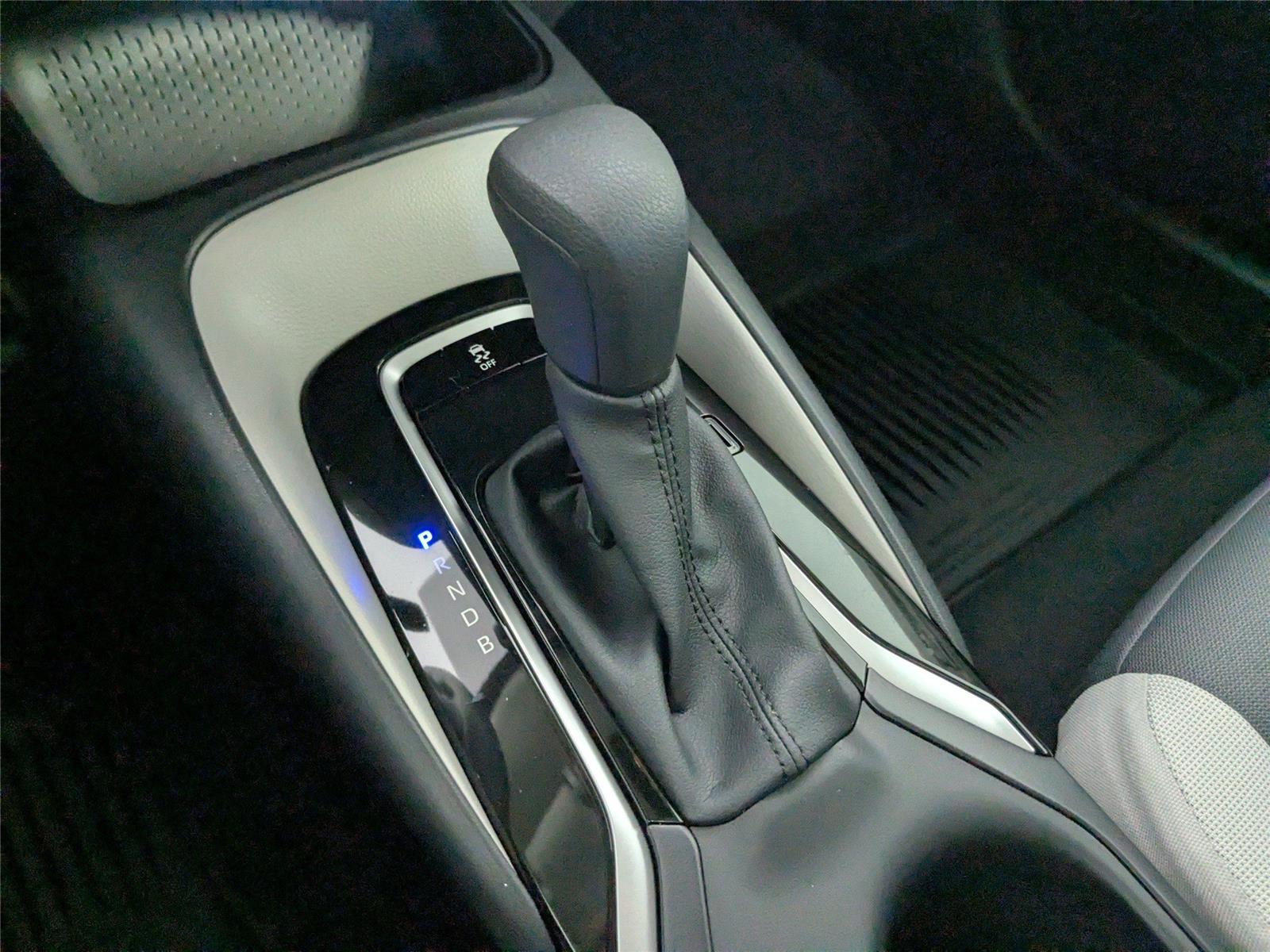 2026 Toyota Corolla LE photo 16