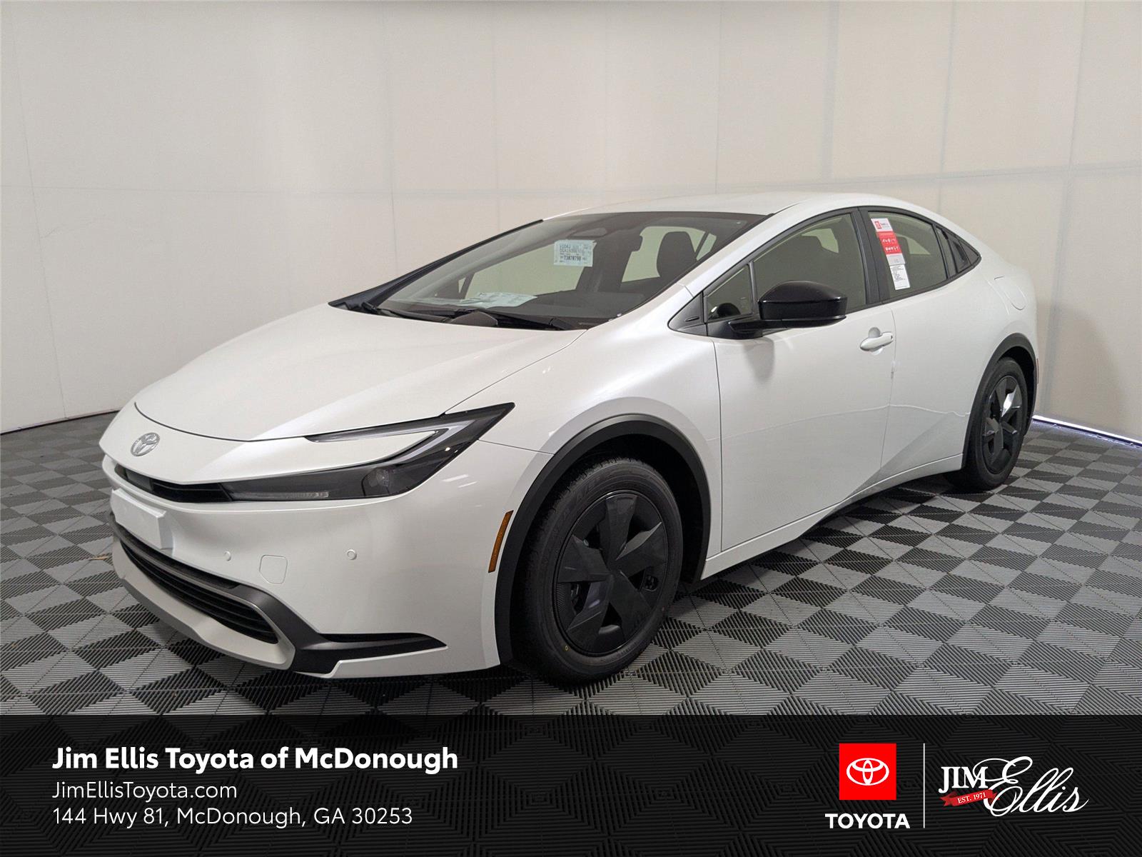 White (Wind Chill Pearl) 2026 Toyota Prius Plug-In Hybrid SE FWD Hatchback Front-Wheel Drive Continuously Variable Transmission