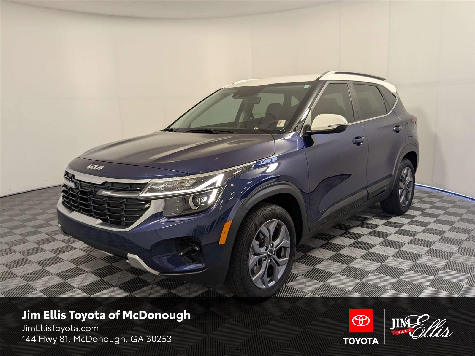 Dark Ocean Blue/Clear White Roof 2024 Kia Seltos S AWD SUV / Crossover All-Wheel Drive Continuously Variable Transmission