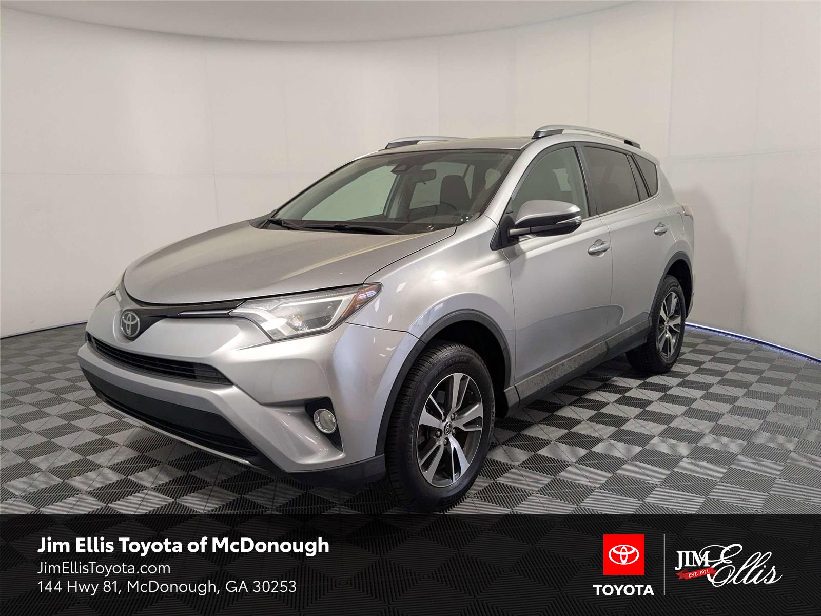 Silver Sky Metallic 2017 Toyota RAV4 XLE SUV / Crossover Front-Wheel Drive 6-Speed Automatic