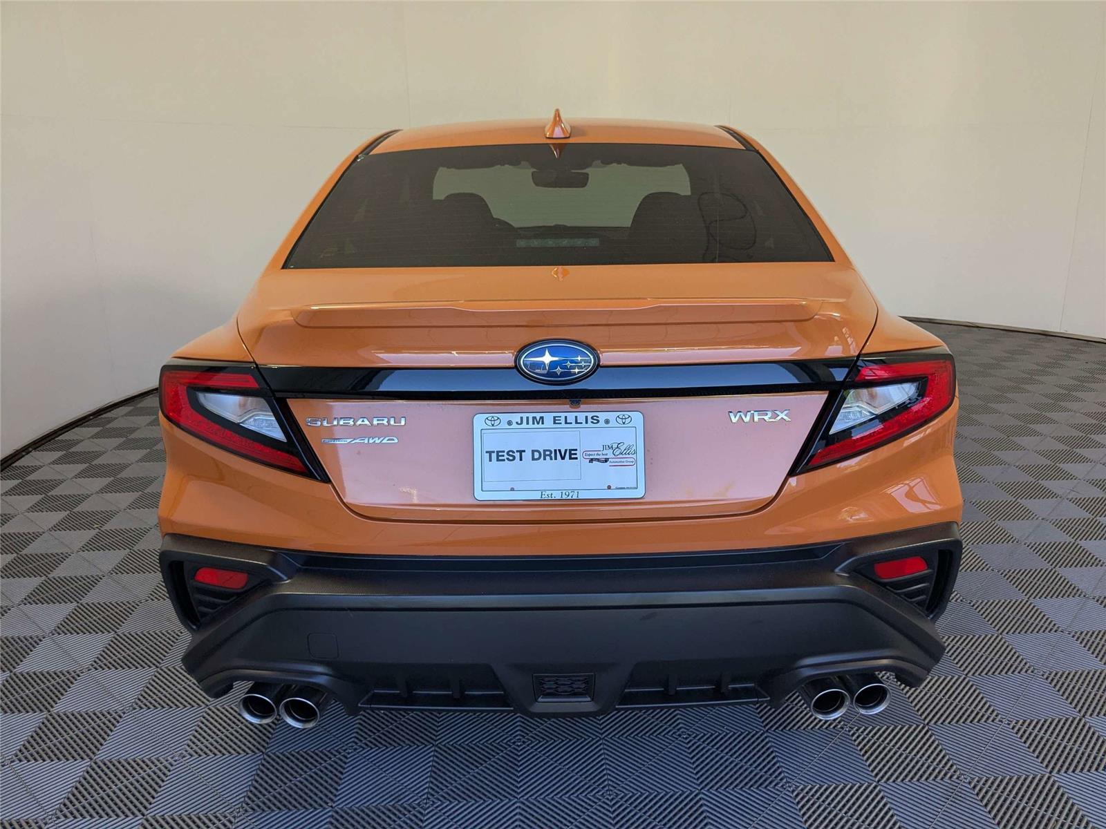 View vehicle photo 7