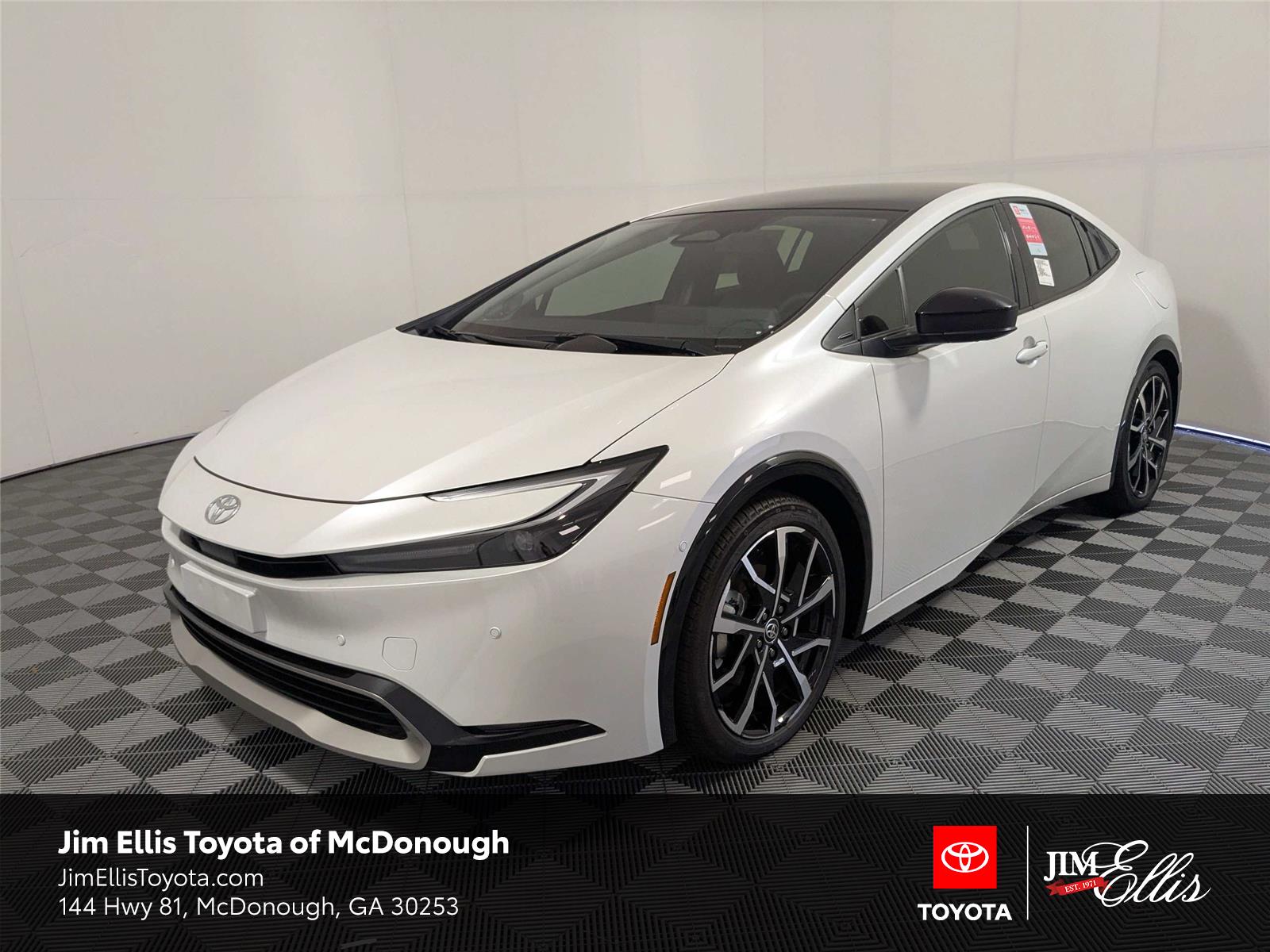 White (Wind Chill Pearl) 2026 Toyota Prius Plug-In Hybrid Hatchback Front-Wheel Drive Continuously Variable Transmission